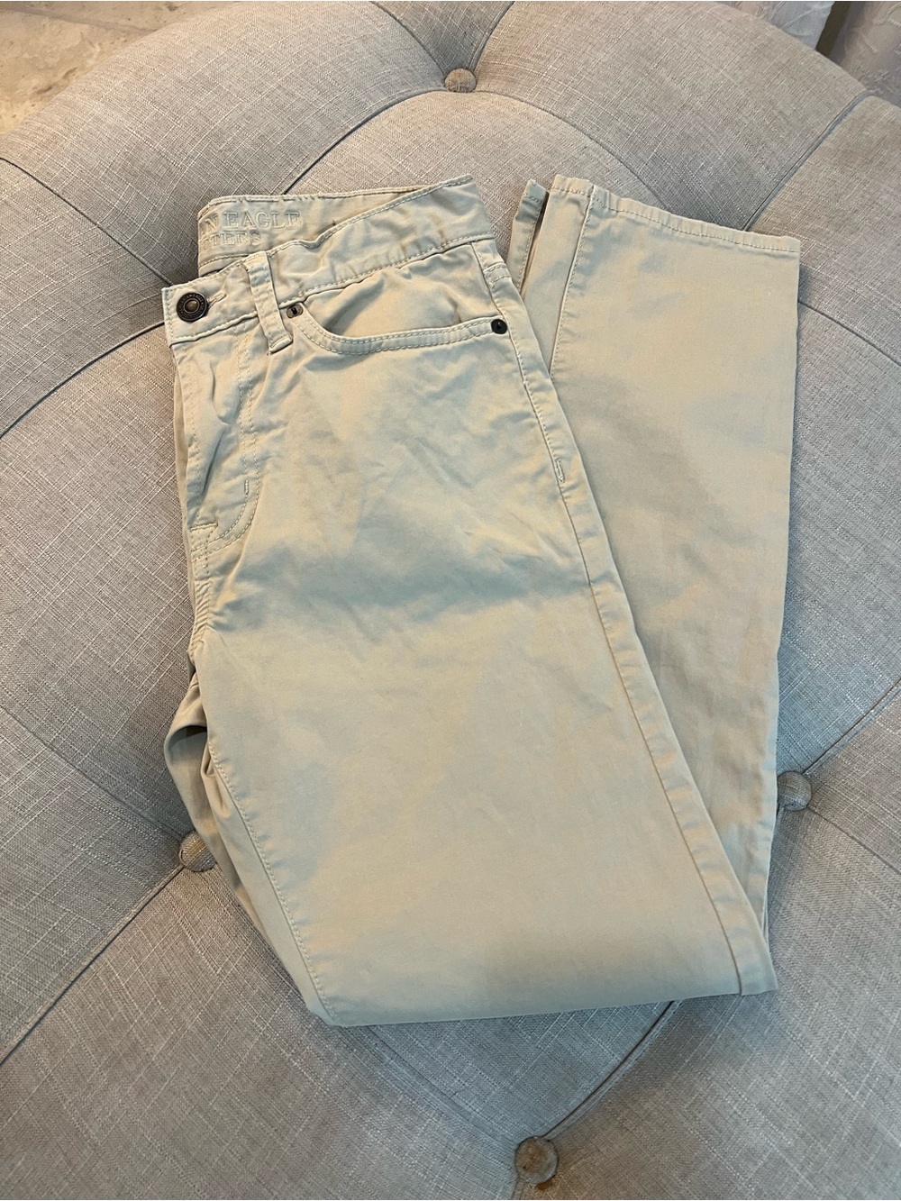 NWOT American Eagle Outfitters Beige/Tan Straight Chinos